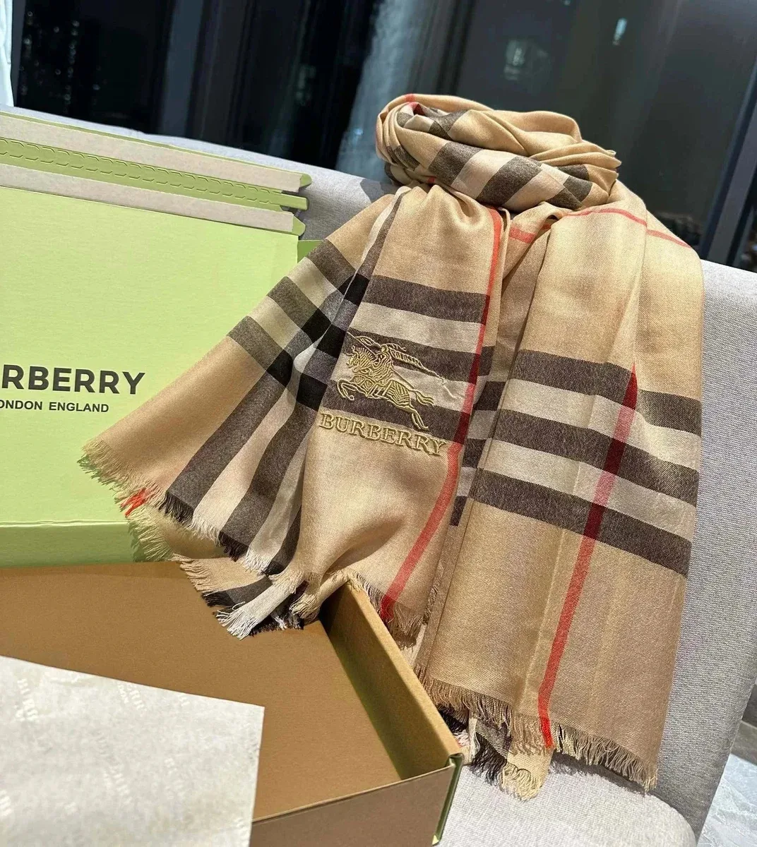 Burberry Classic Check Scarf Beige