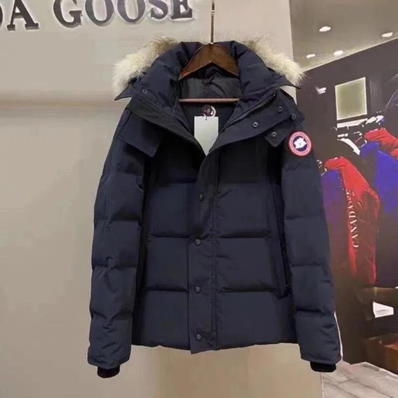 Canada Goose Chilliwack Navy Puffer Jacket