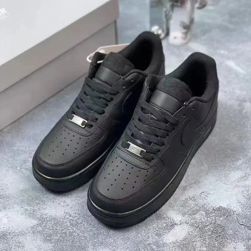 Nike Air Force 1 Triple Black Sneakers